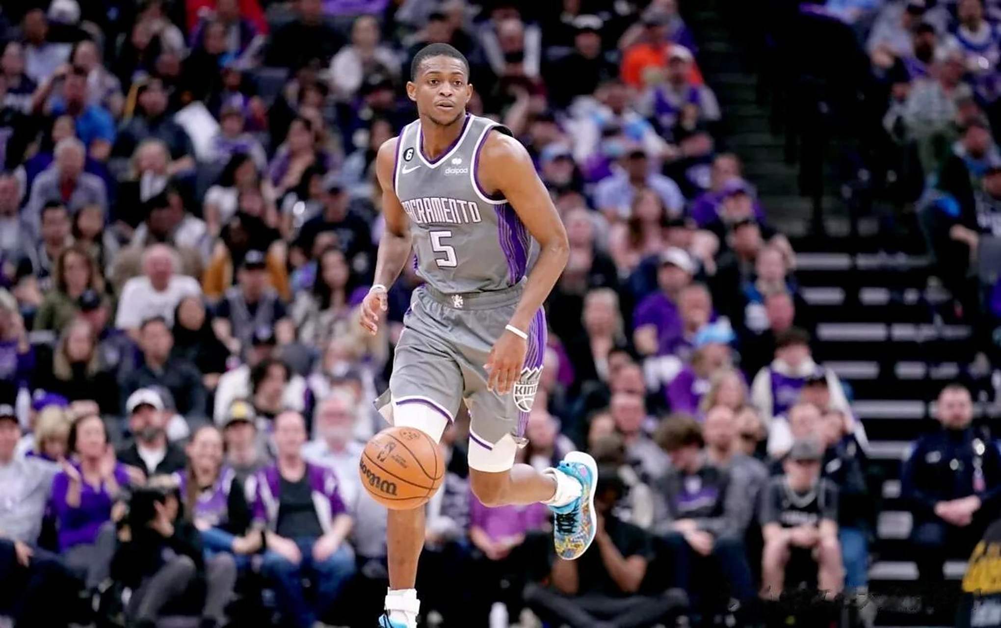 国王逆转浙江队,福克斯刷新纪录 国王逆转浙江队,福克斯刷新纪录