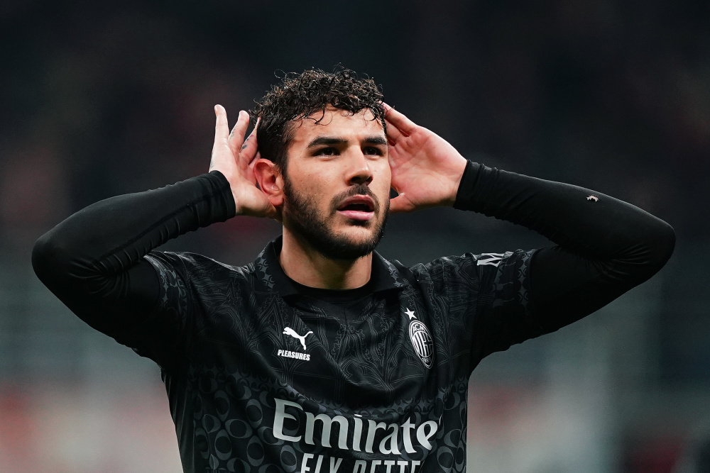 尤文逆转AC米兰，若日尼奥刷新纪录