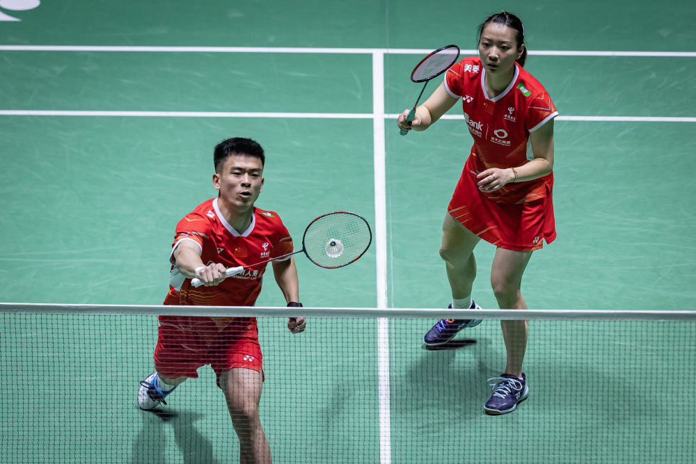 法国队轻取印度队，郑思维惊艳四座