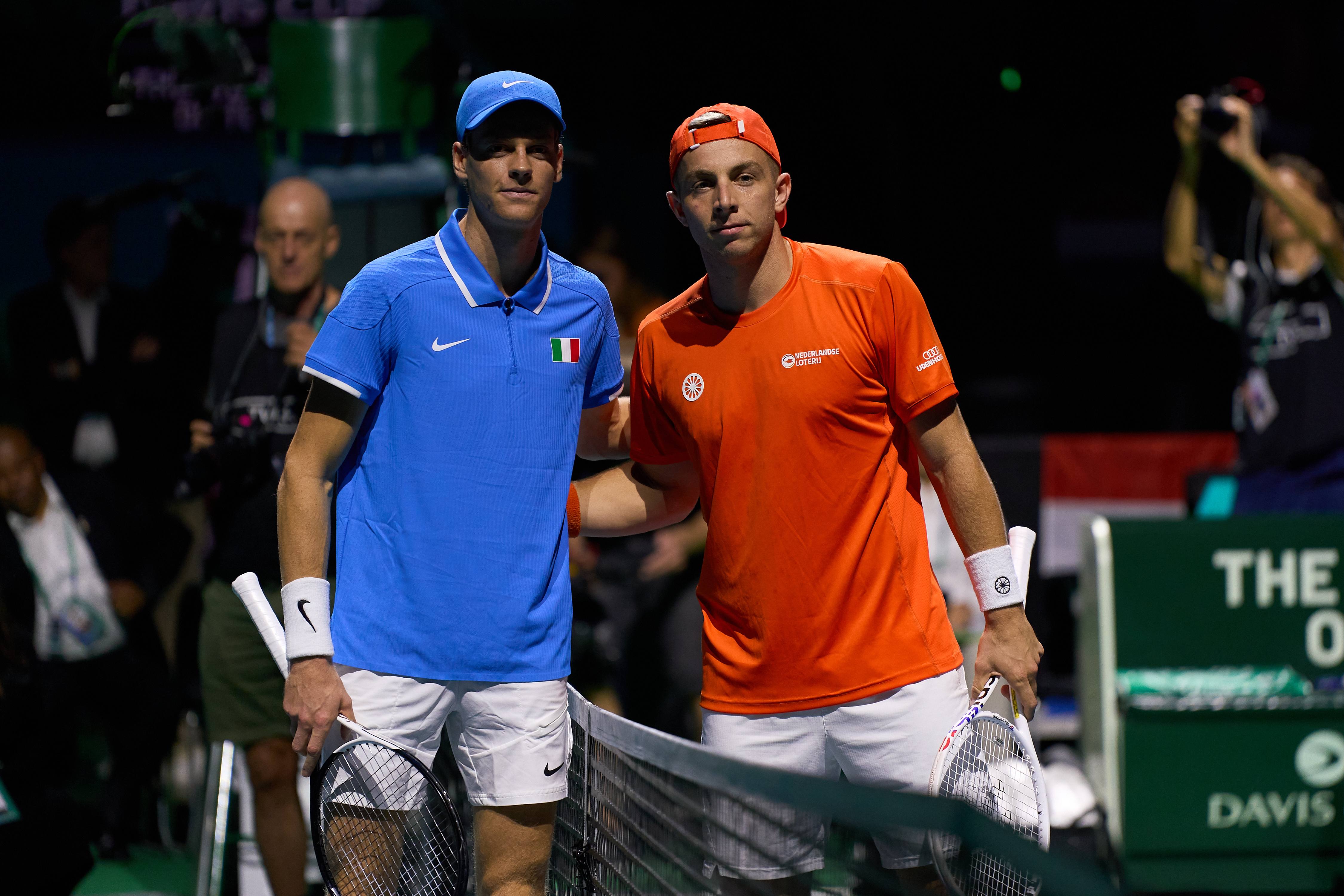 戴维斯杯碾压澳网,西西帕斯带队取胜 戴维斯杯碾压澳网,西西帕斯带队取胜