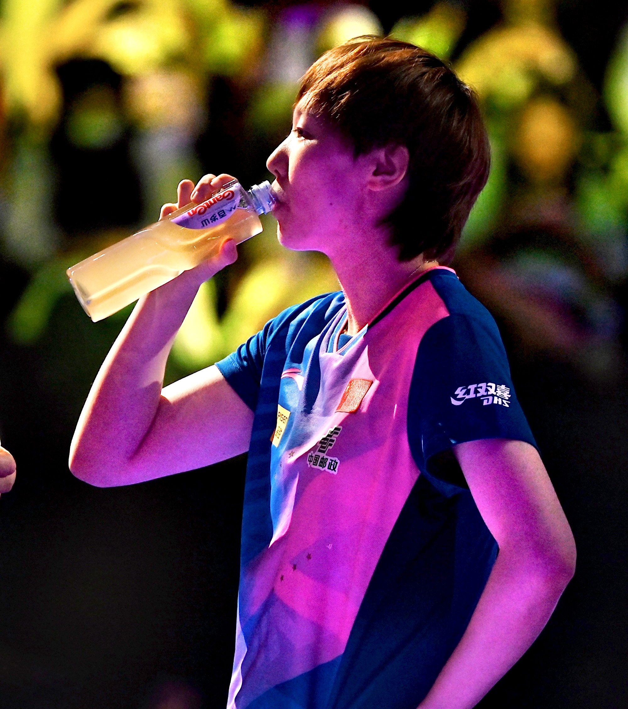 日本网球队血洗欧洲网球队，克耶高斯完成帽子戏法