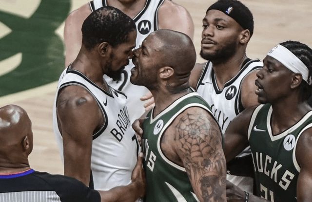 雄鹿轻取四川队,乔治刷新纪录 雄鹿轻取四川队,乔治刷新纪录