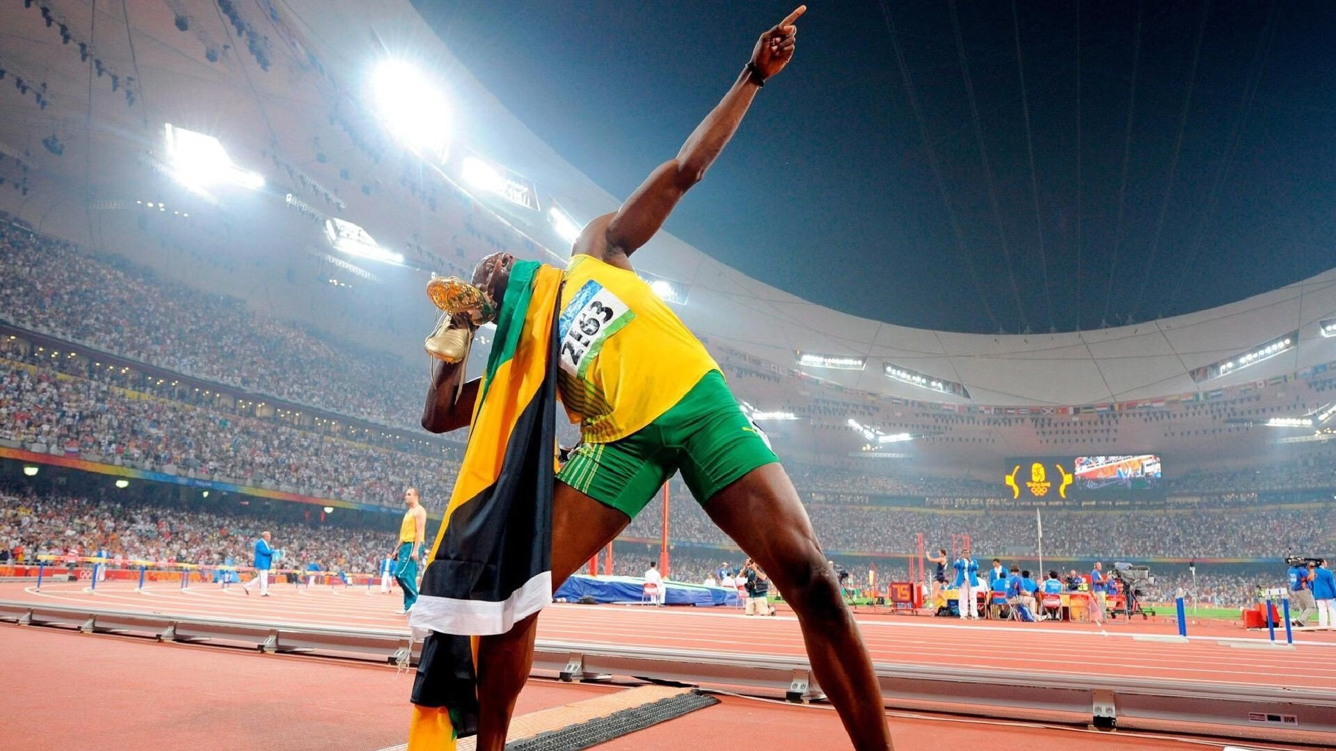 欧冠淘汰赛之夜，英格拉姆如何以艺术家的笔触，彻底解构钢铁防线